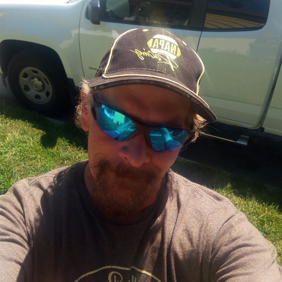 Meet your Posher, Ricky - Picture 1 of 1